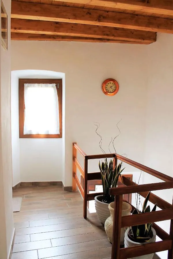 Apartment In Tremosine/Gardasee 22279