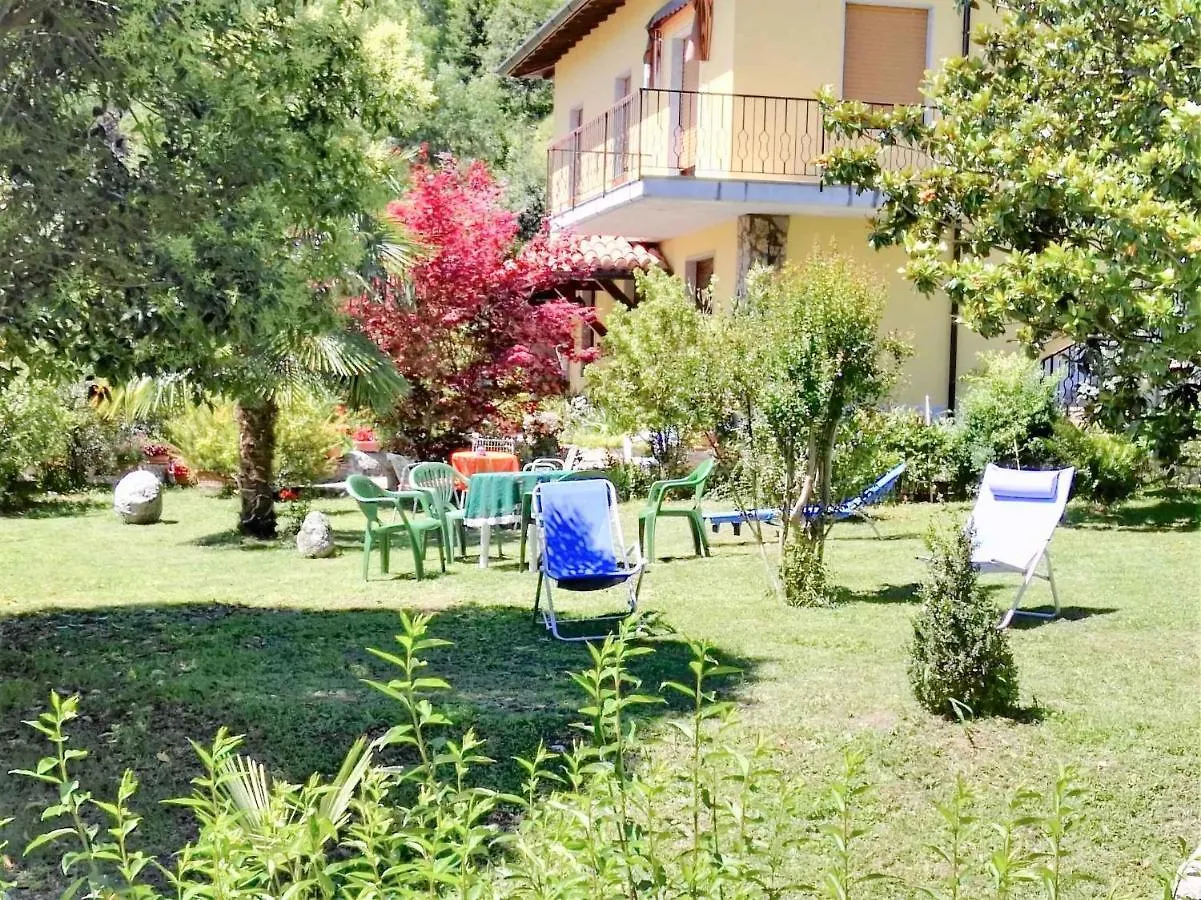 Apartment In Tremosine/Gardasee 22279