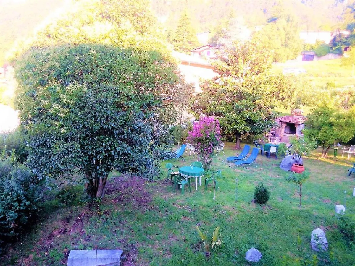 Apartment In Tremosine/Gardasee 22279